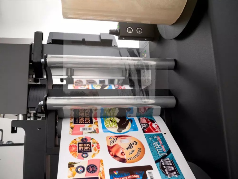 Stand up pouch manufacturing film